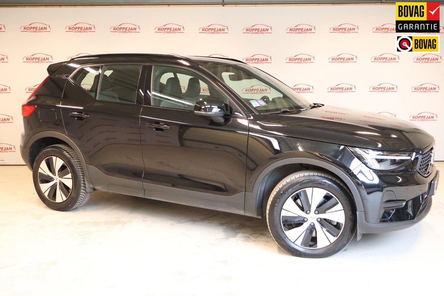 Volvo XC40 - |1.5 T4 Plug-in hybrid Essential Bright |NL Auto|Elektrische||Stoelverwarming|Memory stoel - AutoWereld.nl