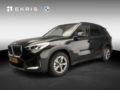 BMW X1 - xDrive25e | LED | Navigatie | Trekhaak | Sportstoelen | Stoelverwarming | DAB | Alu 17 inc