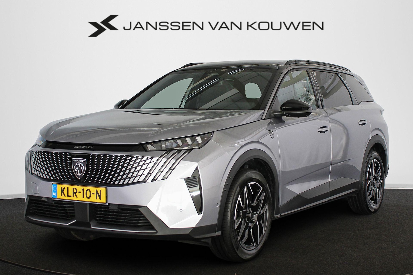 Peugeot 5008 - 1.2 Hybrid 145 GT 7p 360 Camera Stoelverwarming Adaptieve Cruise Control - AutoWereld.nl