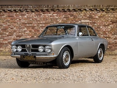 Alfa Romeo 1750 - GT Veloce first series "Bob Romkes car" Who is "Bob Romkes": Head of Exterior Design at