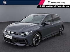 Volkswagen Golf - 1.5eTSI/150PK R-Line · Navigatie · Trekhaak · Apple/Android Car Play · Dodehoeksensoren ·
