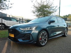 Ford Focus Wagon - 1.0 EcoBoost 125pk ST Line X Business