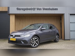 Volkswagen Polo - 1.0 TSI 95pk 5Drs Life *Facelift Polo* Virtual Cockpit 16inch LM Adaptive Cruise Control A