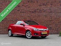 Opel Tigra TwinTop - 1.4-16V Enjoy, Cabrio, Gepolijst