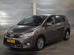 Toyota Verso - 1.8 VVT-i Aspiration Automaat 7persoons Dealer Onderhouden + Camer|Bluetooth|Trekhaak|