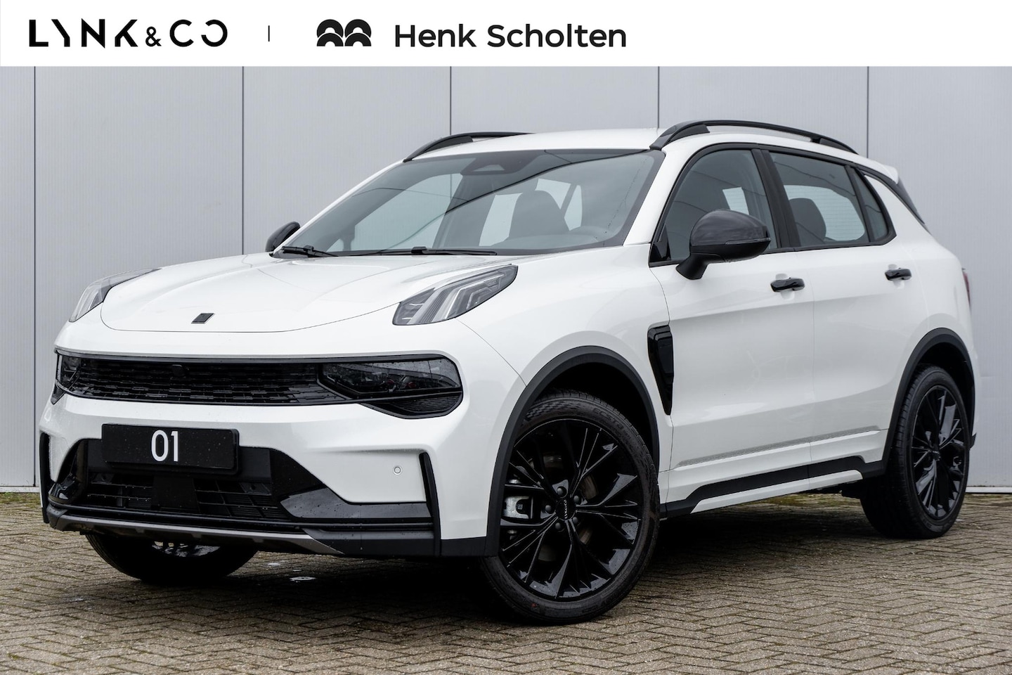 Lynk & Co 01 - 276PK Core | 20 Inch Black Edition wielen | All-season banden Michelin | Achteruitrijcamer - AutoWereld.nl