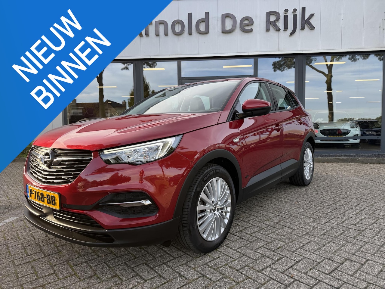 Opel Grandland X - 1.6 Turbo Hybrid Business Executive 1.6 Turbo Hybrid Business Executive - AutoWereld.nl