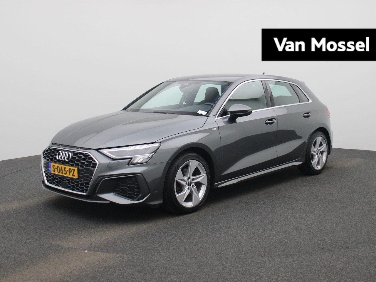 Audi A3 Sportback - 30 TFSI S edition 110 PK | S-Line | Automaat | Navigatie | Apple Carplay | Android Auto | - AutoWereld.nl