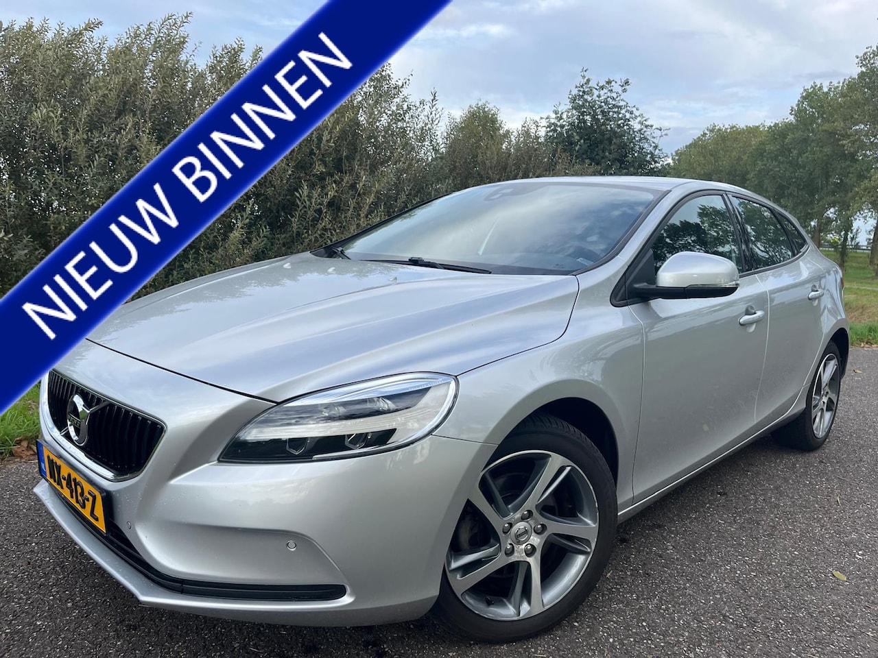 Volvo V40 - 2.0 T2 - AutoWereld.nl