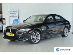 BMW 3-serie - 330e xDrive | SOH 100% | Cruise Control | Stoelverwarming | Head-up | Leder | Memory | Cam