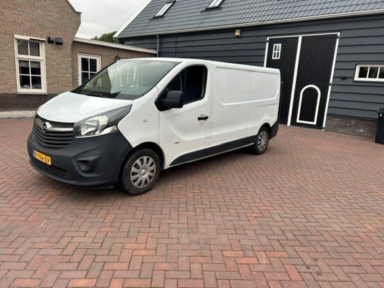 Opel Vivaro - 1.6 CDTI L2H1 Sport EcoFlex 1.6 CDTI L2H1 Sport EcoFlex - AutoWereld.nl