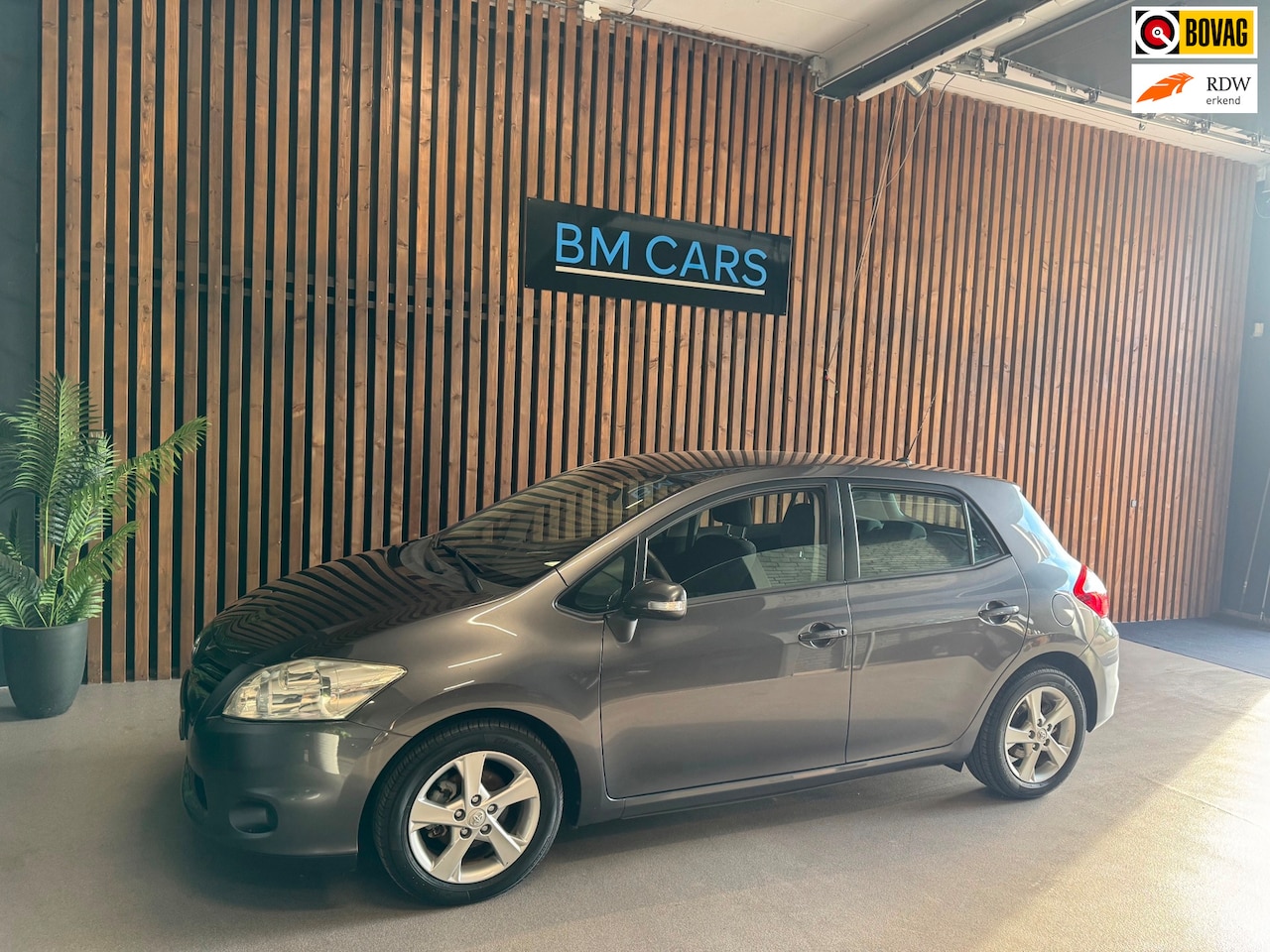 Toyota Auris - 1.3 Aspiration Airco,Trekhaak,2e eigenaar - AutoWereld.nl