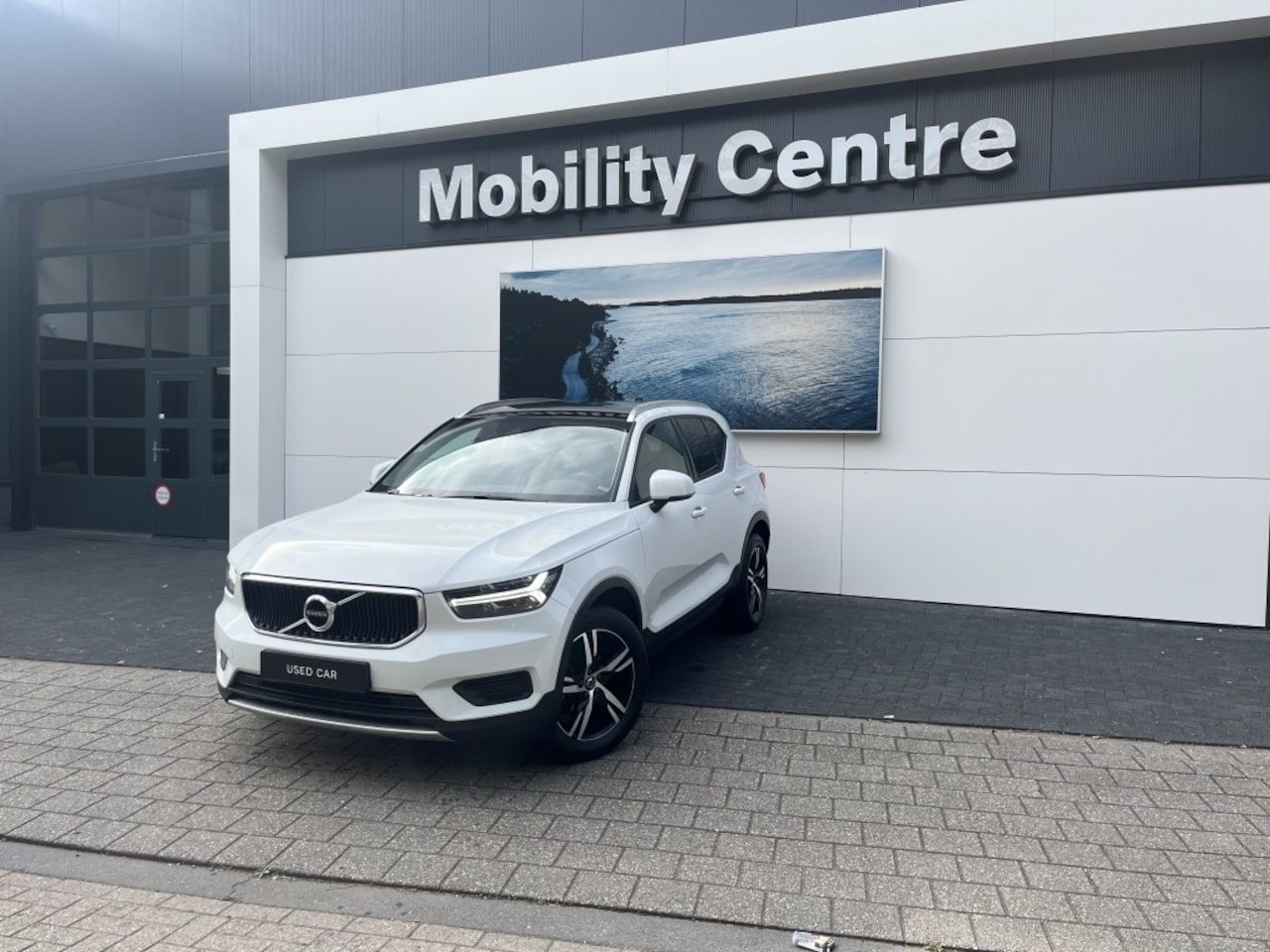 Volvo XC40 - T3 Momentum Pro | Achteruitrijcamera | Cruise control - AutoWereld.nl