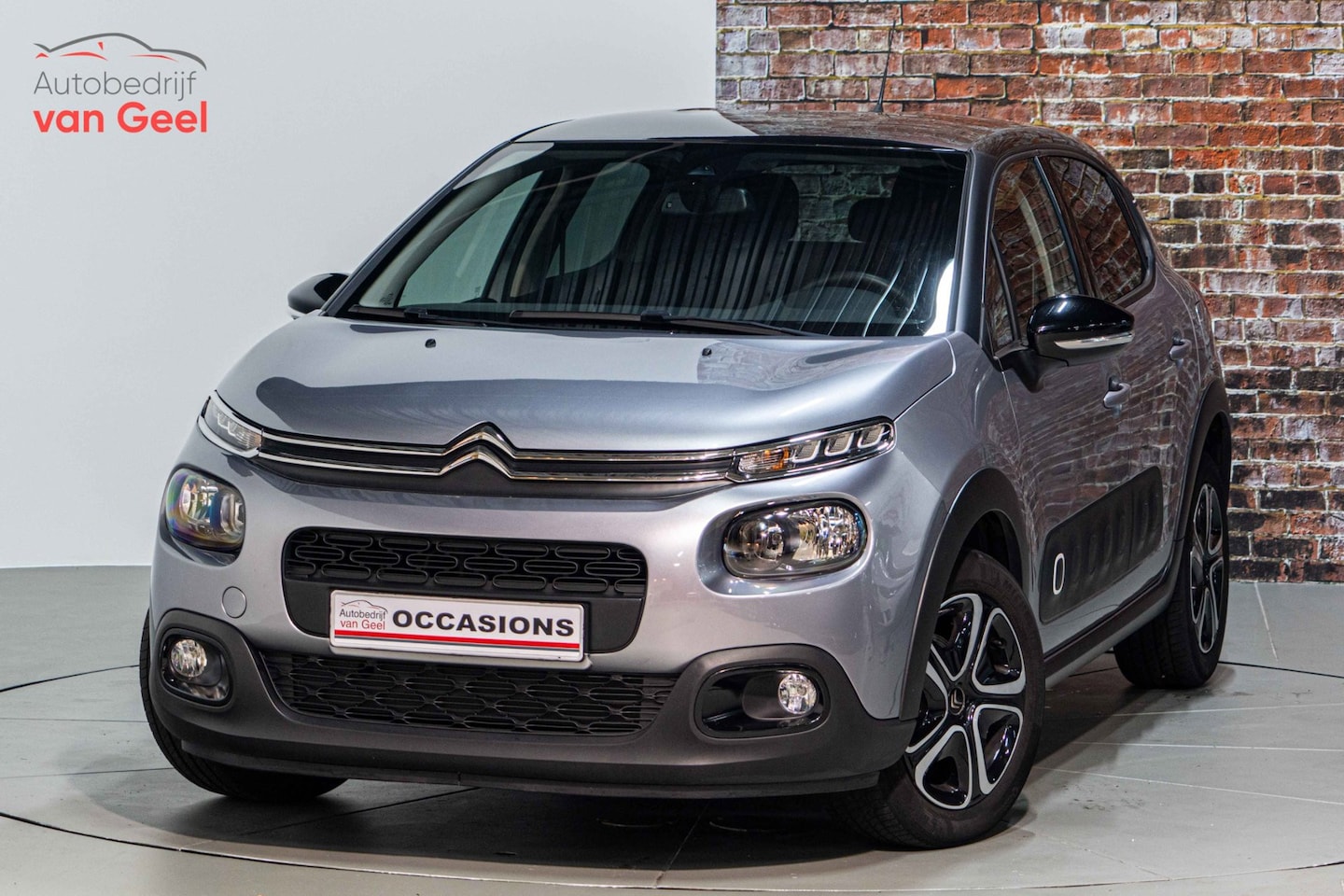 Citroën C3 - 1.2 PureTech Shine | Achteruitrij camera | Apple carplay - AutoWereld.nl