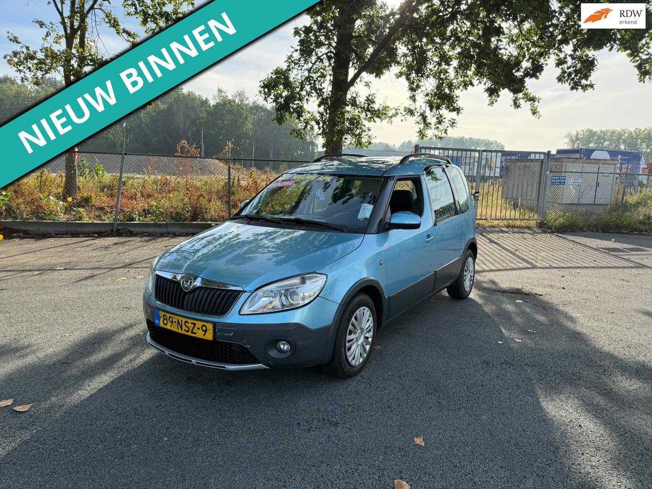 Skoda Roomster - 1.2 TSI Ambition LEUKE AUTO RIJDT EN SCHAKELT GOED - AutoWereld.nl