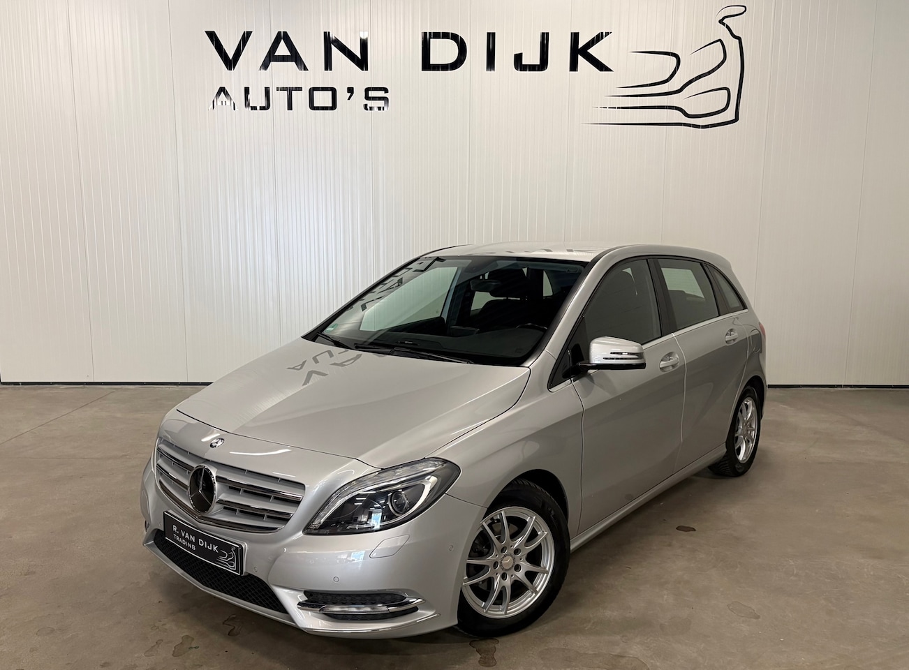 Mercedes-Benz B-klasse - 180 Automaat Trekhaak Camera 1e Eigenaar! - AutoWereld.nl