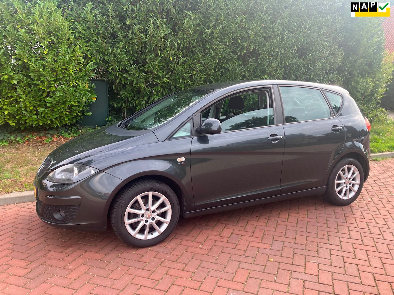 SEAT Altea - 1.4 TSI Style nieuwe apk mooie auto perfect onderhouden facelift - AutoWereld.nl