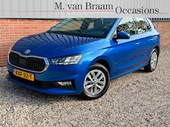 Skoda Fabia - 1.0 TSI Business Edition Navigatie/ ACC /Pdc/Camera / LED / Keyless /DAB+