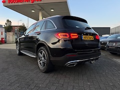 Mercedes-Benz GLC-klasse - 300e 4MATIC 320pk|AMG Pakket|Sfeerverl|Panoramadak|Elektr Trekhaak|Camera|Navigatie