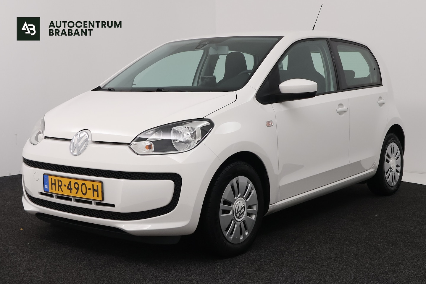 Volkswagen Up! - 1.0 move up! BlueMotion (NAVIGATIE, AIRCO) - AutoWereld.nl