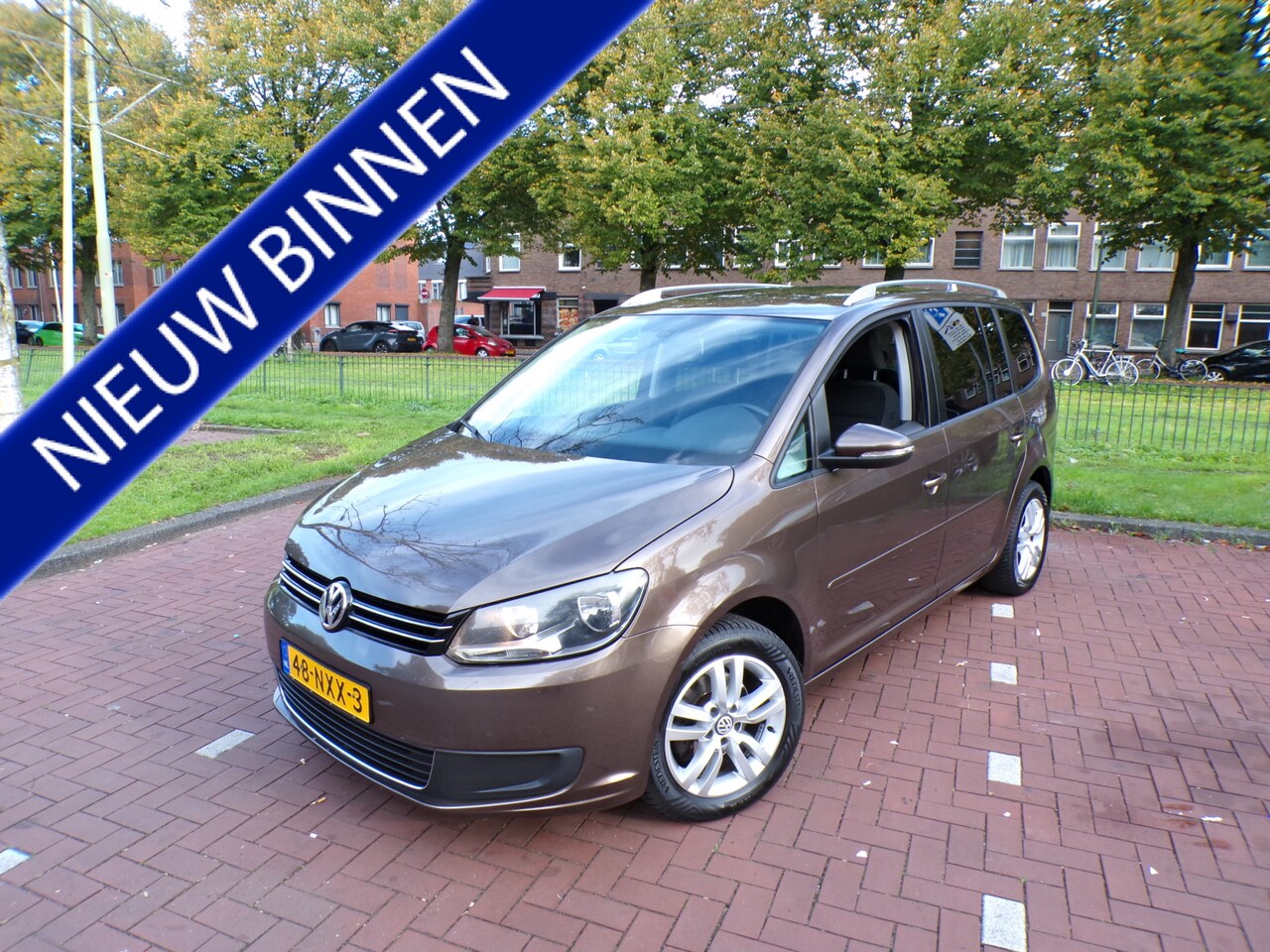 Volkswagen Touran - 1.4 TSI Comfortline nieuwe Banden nieuwe Distributieketting - AutoWereld.nl