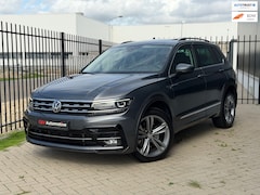 Volkswagen Tiguan - 2.0 TSI 4Motion R-Line Pano Memory ACC Camera Carplay