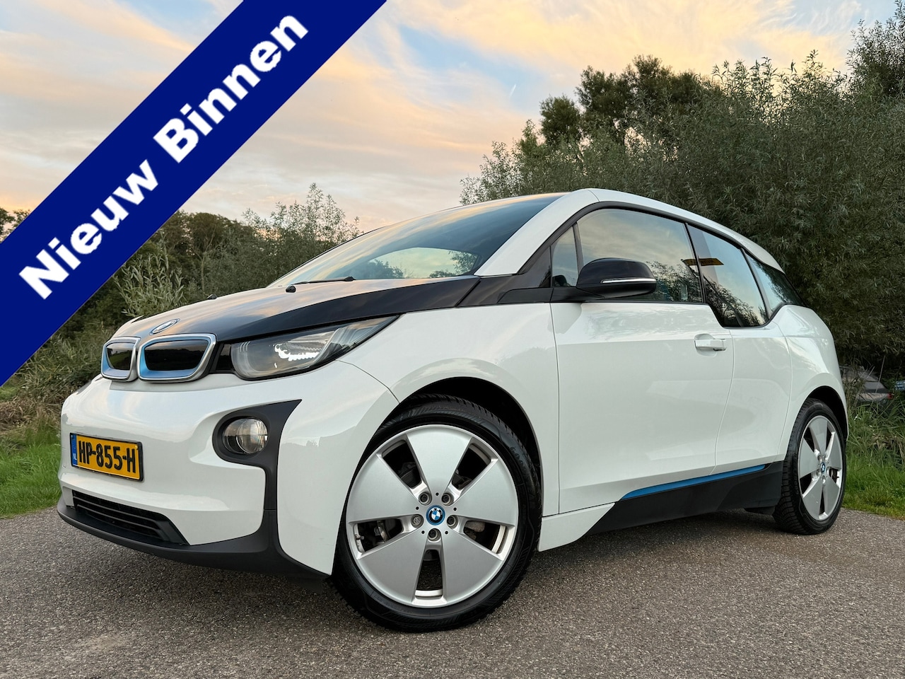 BMW i3 - Range Extender Comfort Advance Automaat | 1e Eigenaar | 19" Velgen | Stoelverwarming | Nav - AutoWereld.nl