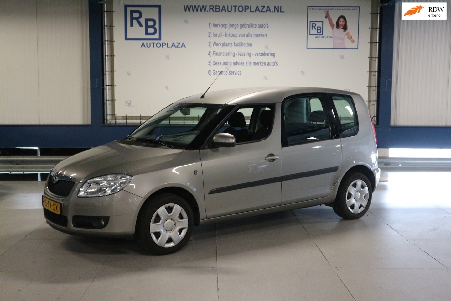 Skoda Roomster - 1.4-16V Style 1E EIGENAAR/ NAP/ FULL HISTORIE - AutoWereld.nl