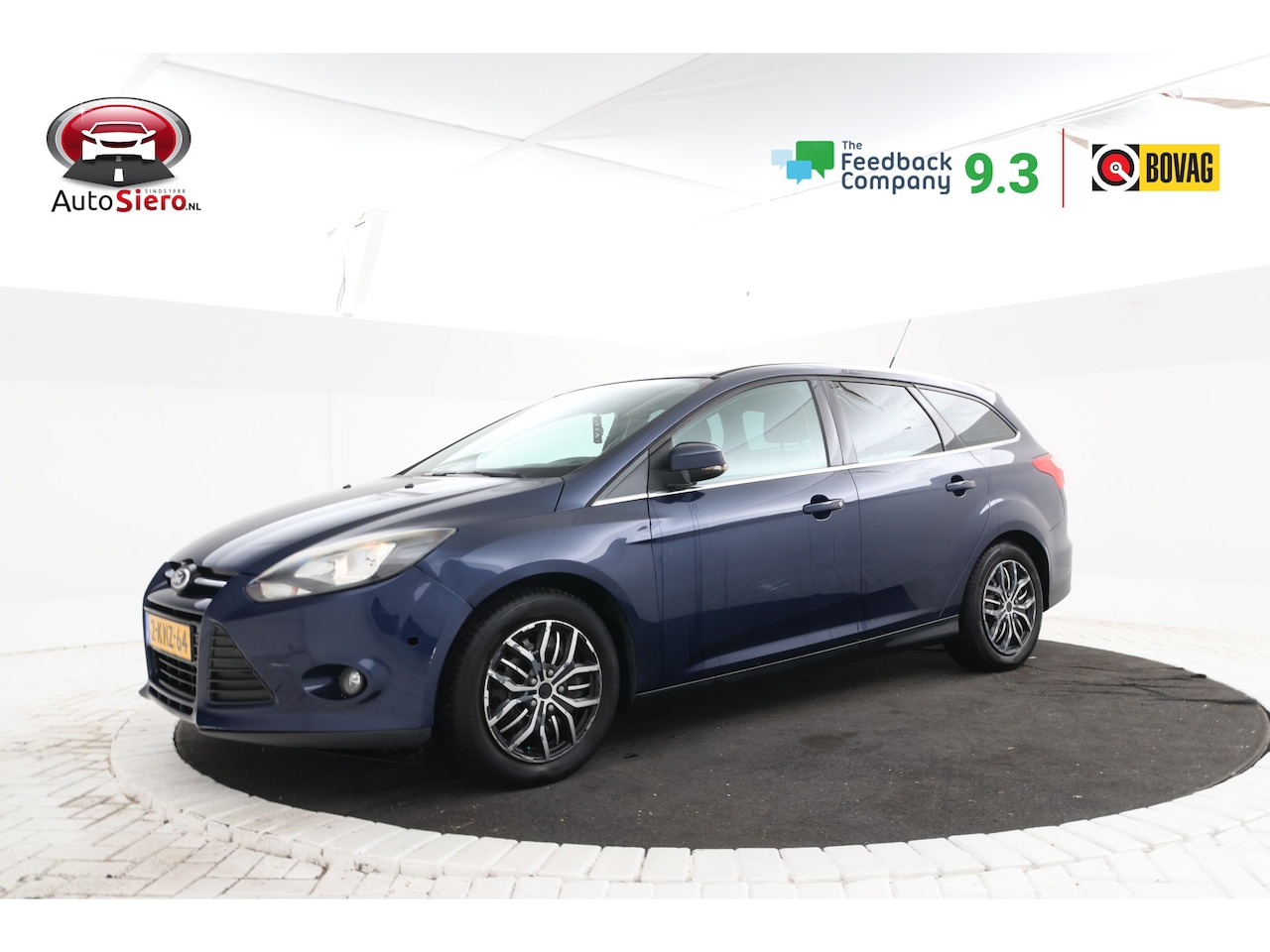 Ford Focus Wagon - 1.0 EcoBoost Titanium Trekhaak, Camera, Climate - AutoWereld.nl