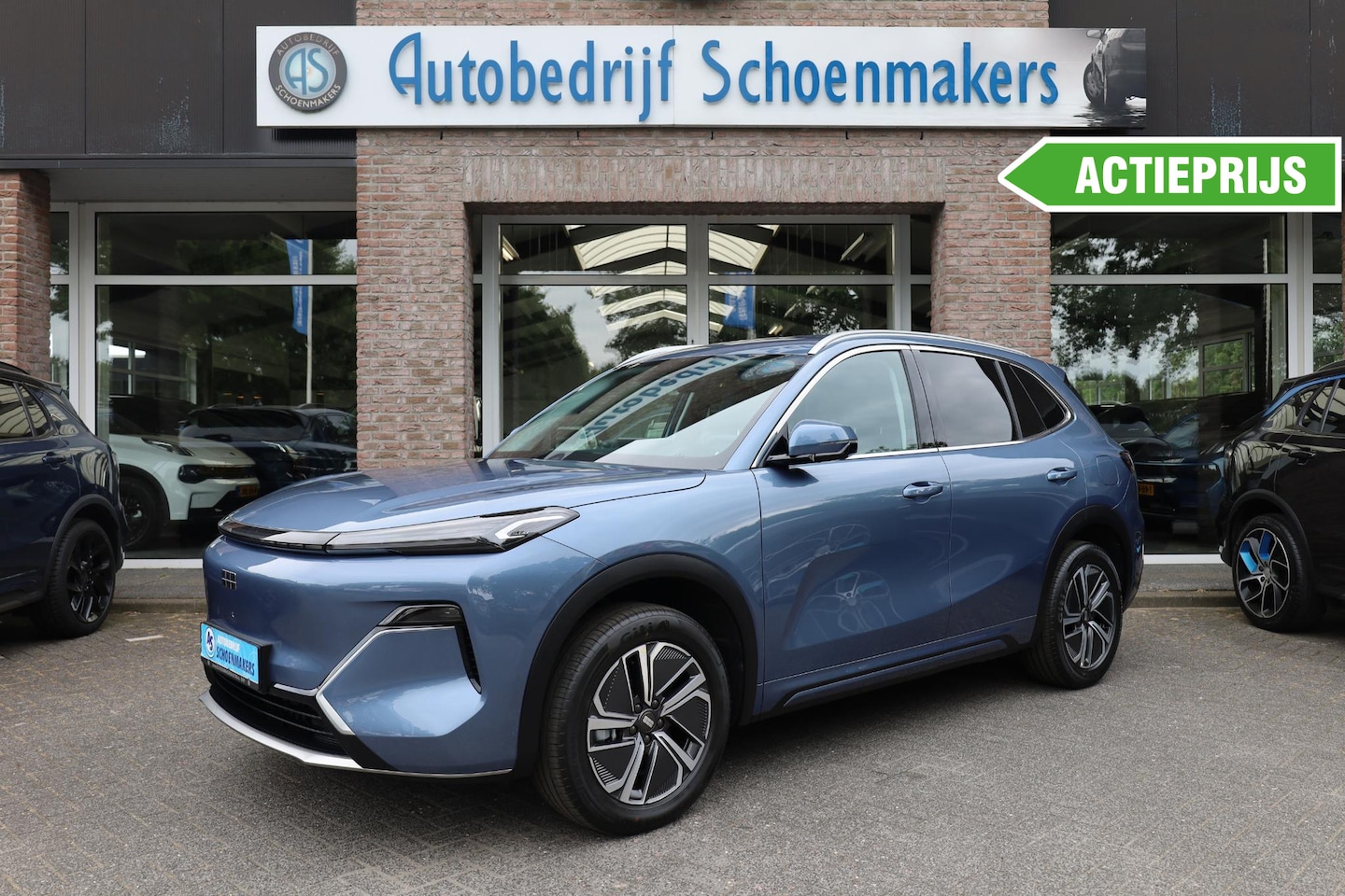 Geely Starray EM-i - 1.5 Pro STOEL/STUURVERW. 360-CAMERA CARPLAY ACC ELECTRISCHE-STOELEN DRAADLOZE-LADER 2XPDC - AutoWereld.nl