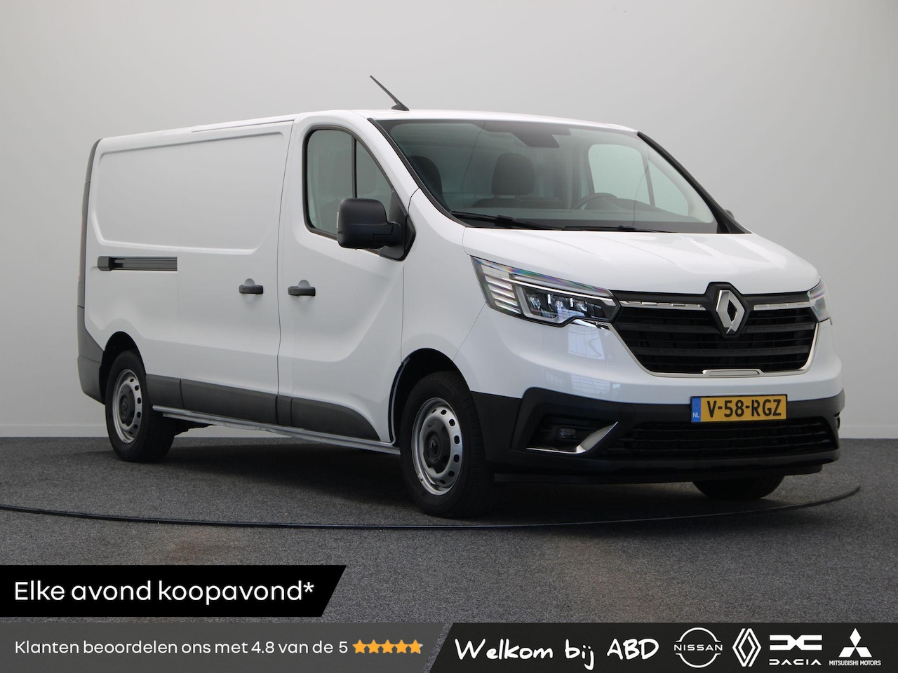 Renault Trafic - 2.0 dCi 110pk T30 L2H1 Comfort | Laadruimtepakket | Vierseizoenbanden | Parkeersensoren ac - AutoWereld.nl
