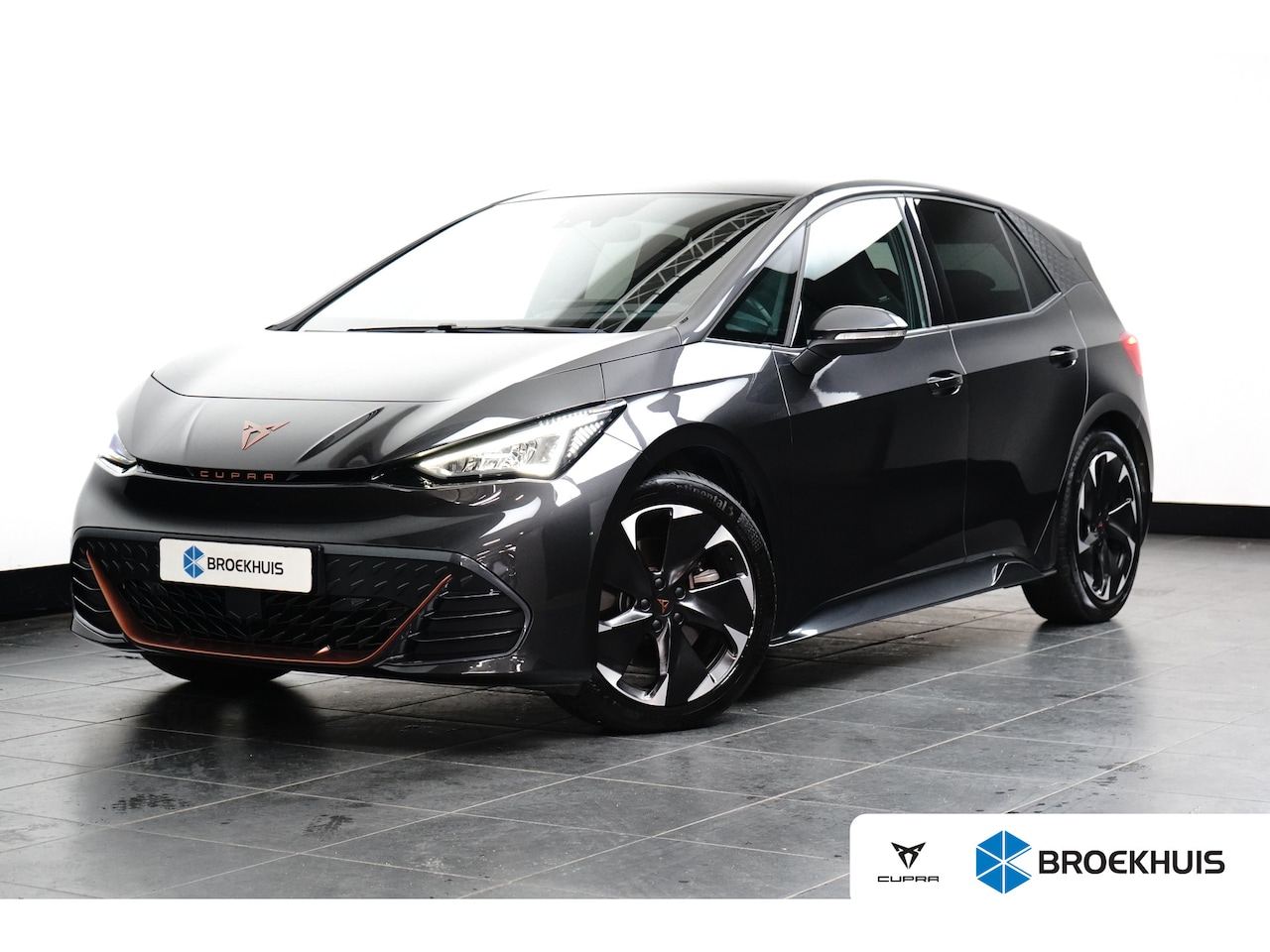 CUPRA Born - Performance 82kWh 230PK | NAVIGATIE | FULL LED | APP CONNECT | 19 INCH | STUURVERWARMING - AutoWereld.nl