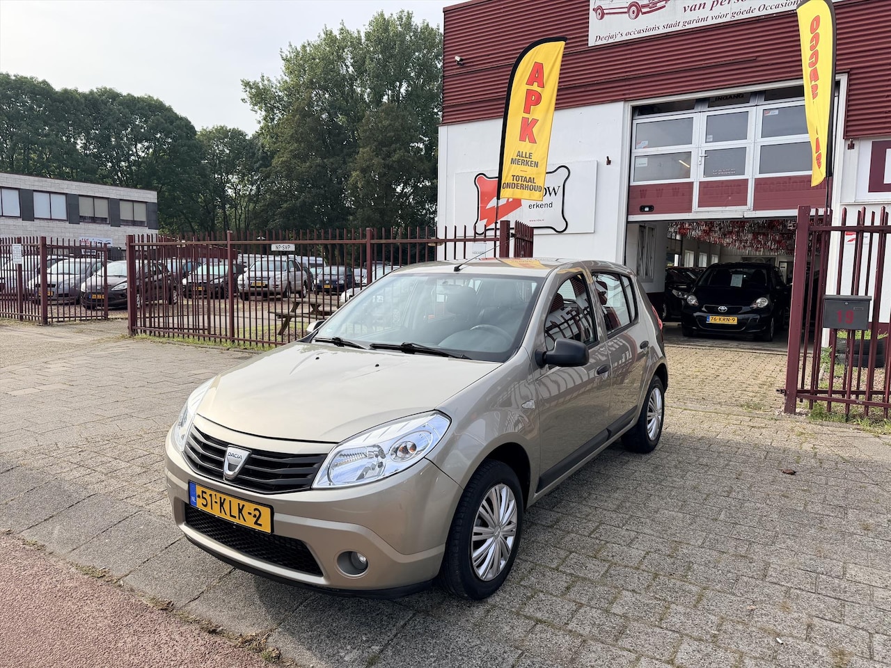Dacia Sandero - 1.2 16V 1.2 16V 75pk - AutoWereld.nl