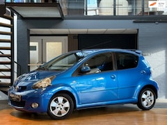 Toyota Aygo - 1.0-12V Dynamic Blue Automaat