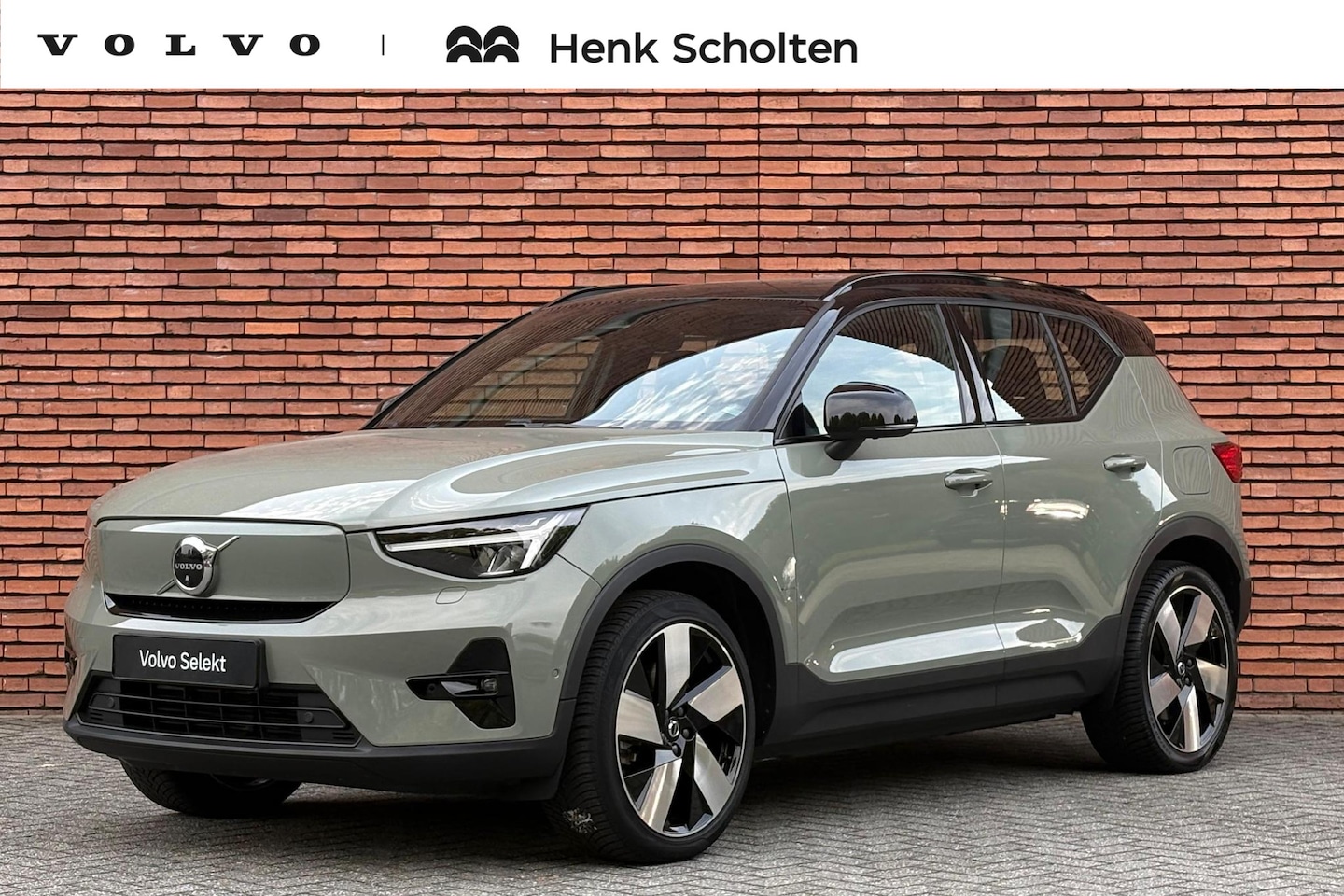 Volvo XC40 - Recharge Ultimate 70 kWh | Panoramisch schuif-/ kanteldak | Stoel-/ stuurwielverwarming | - AutoWereld.nl