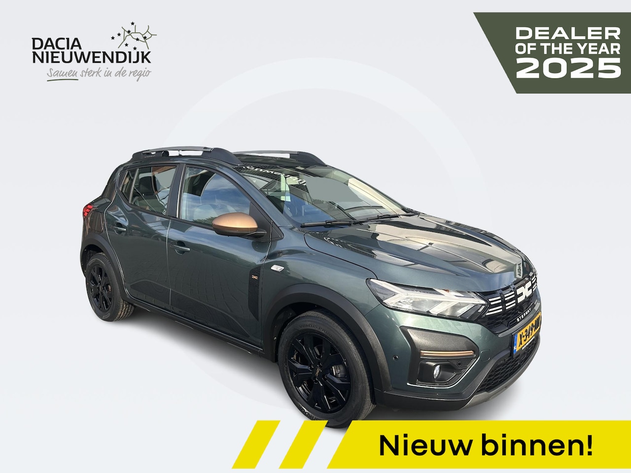 Dacia Sandero Stepway - 1.0 TCe 90 Extreme AUTOMAAT | SCHUIFKANTELDAK | CAMERA | BLIND SPOT | APPLE CARPLAY | ANDR - AutoWereld.nl