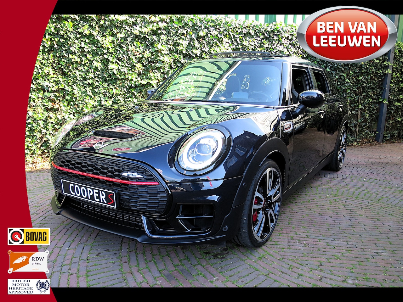 MINI Clubman - 2.0 JCW ALL4 Chili F54 LCI NL-auto, 306pk, Pano, HK, HUD, A.cam en 19" - AutoWereld.nl