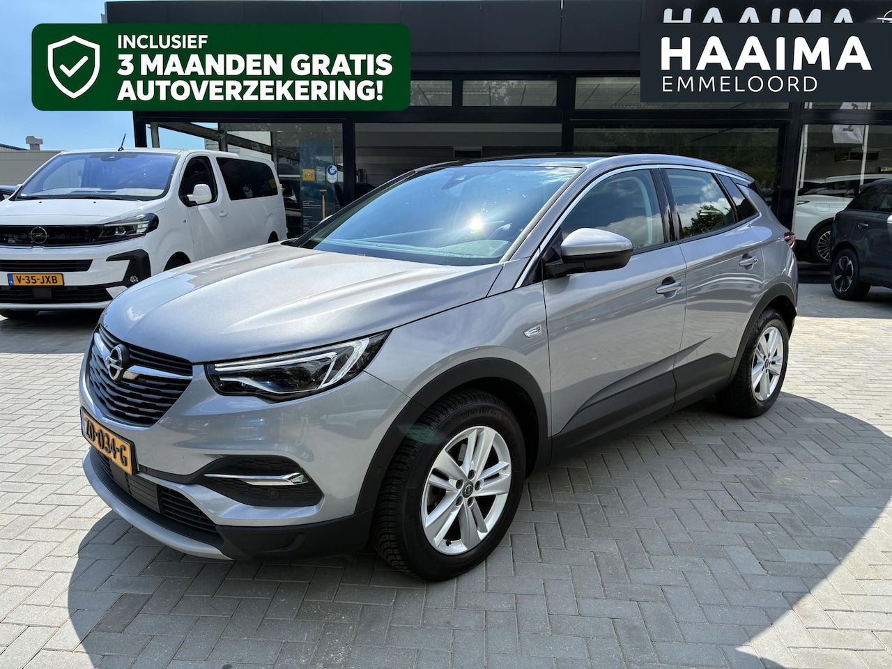 Opel Grandland X - 130 PK 8-Traps Automaat | Climate control | Panorama dak | Winterpakket | Navigatie | Park - AutoWereld.nl