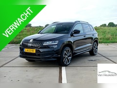 Skoda Karoq - 1.5 TSI ACT Sportline | PANO | TREKHAAK | APPLE CAR PLAY | 19" VELGEN