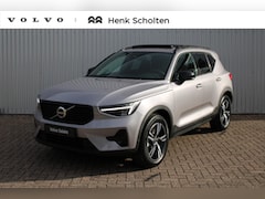 Volvo XC40 - B4 Plus Dark | Panoramadak | Trekhaak | Verwarmbare voorstoelen en stuurwiel | Premium aud