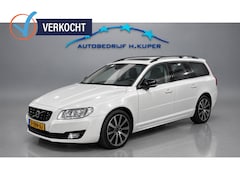 Volvo V70 - 2.0 T4 Inscr. Ed. | Pano | Trekhaak | Cruise | Navi |