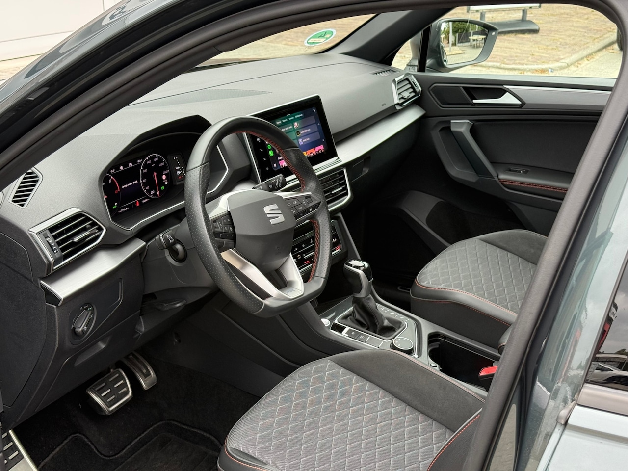 SEAT Tarraco - 1.4 TSI e-Hybrid PHEV FR Business | Trekhaak | Pano | Stoelverwarming v+a - AutoWereld.nl