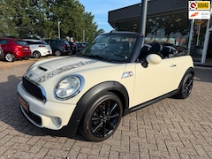 MINI Cabrio - 1.6 Cooper S, MR Bean Uitvoering, Navigatie, Clima, Cruise, Xenon, Leer, etc