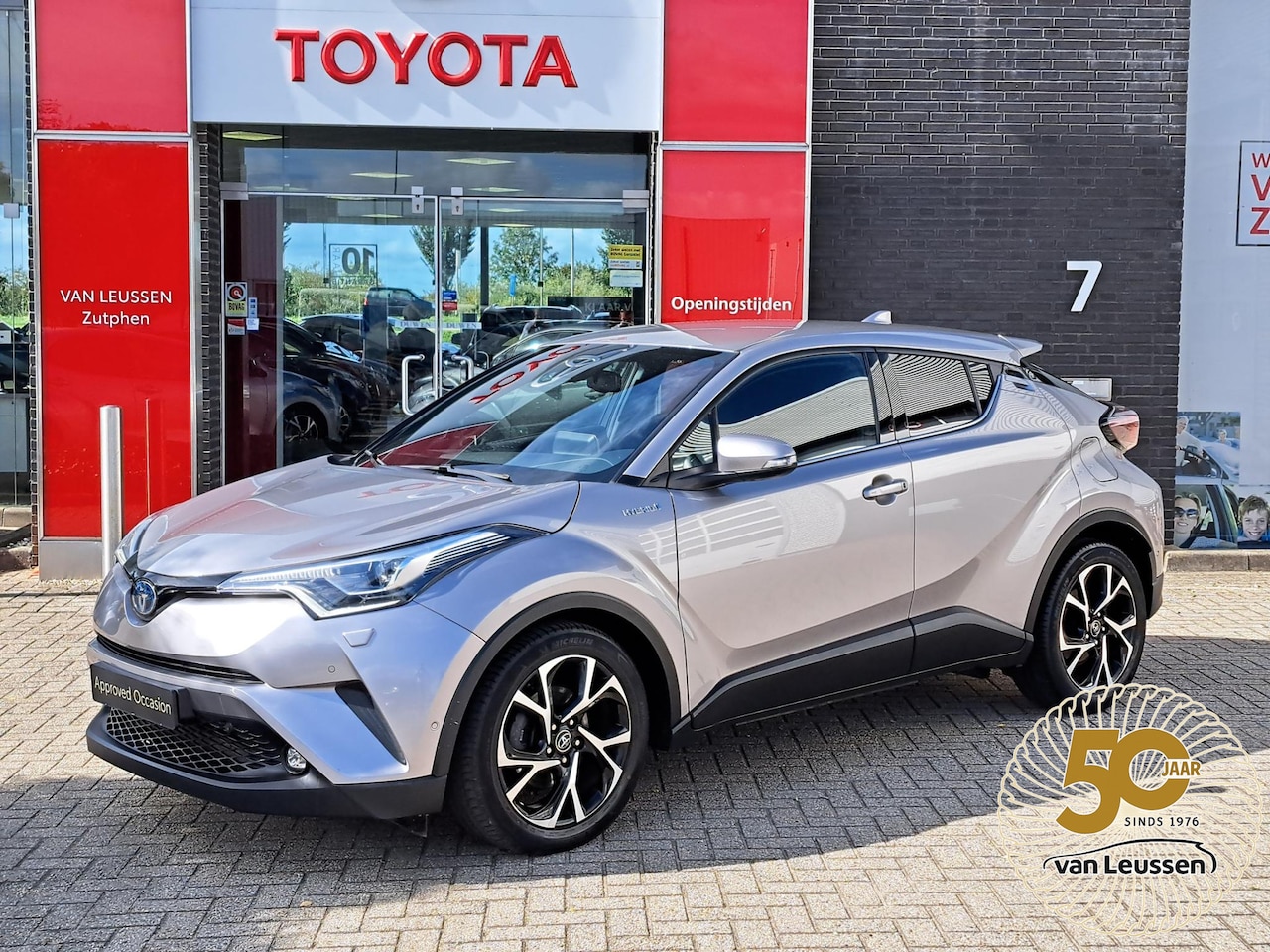 Toyota C-HR - 1.8 Hybrid Dynamic ACHTERUITRIJCAMERA AIRCO STUUR & STOELVWARMING - AutoWereld.nl