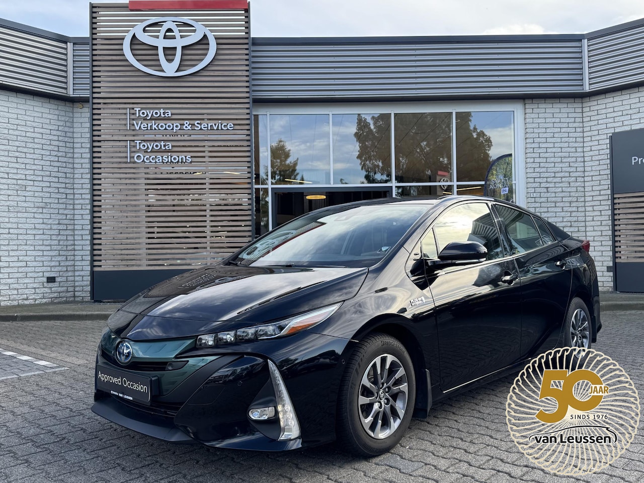 Toyota Prius - 1.8 Plug-in EXECUTIVE 5-ZITS! JBL-AUDIO STOELVERW HEAD-UP BLIND SPOT 360° CAMERA NAVI 4S-B - AutoWereld.nl