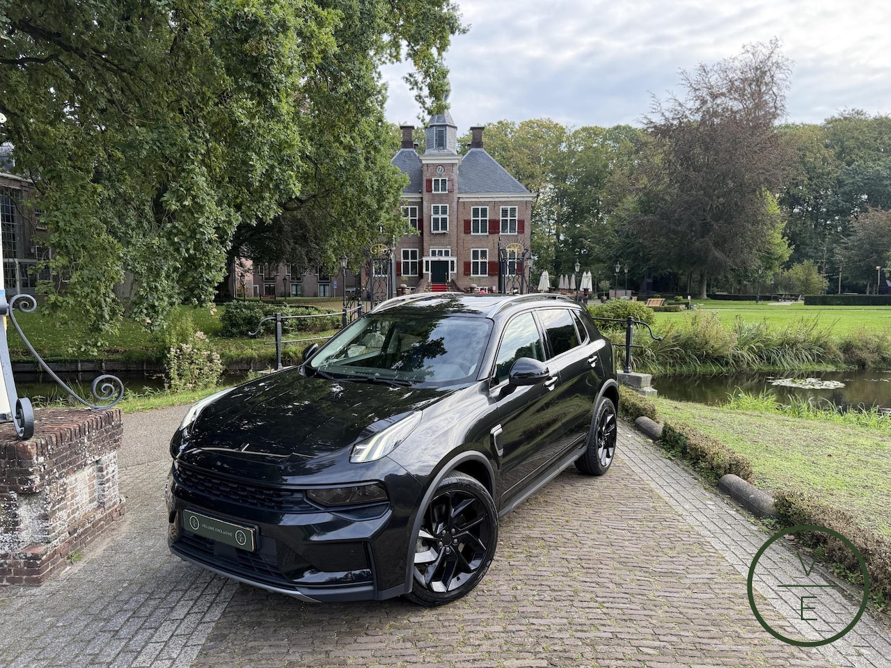 Lynk & Co 01 - 1.5 | Pano | Black Edition | Trekhaak | Camera | - AutoWereld.nl