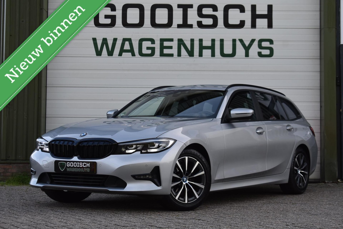 BMW 3-serie Touring - 320i Executive Edition | Comfort stoelen | Carplay | - AutoWereld.nl