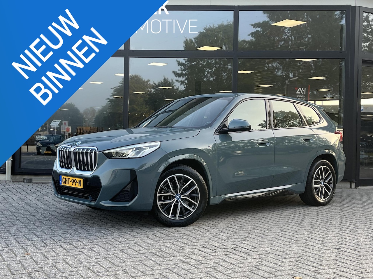 BMW iX1 - xDrive30 67 kWh M-Sport/CAMERA/LED - AutoWereld.nl