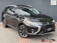 Mitsubishi Outlander - 2.0 PHEV Instyle+ Schuifdak | Trekhaak | Camera | Acc | Leder
