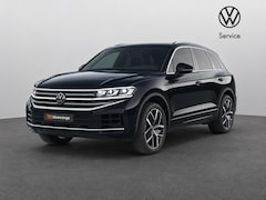 Volkswagen Touareg - 3.0 TSi eHybrid 4MOTION Elegance 381PK Aut. Panoramadak, Trekhaak, Head-Up Display, Dynaud